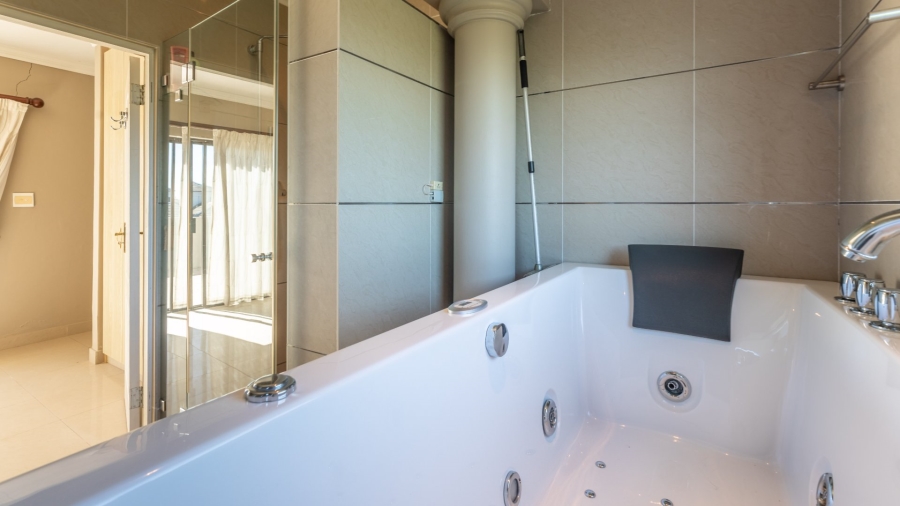 4 Bedroom Property for Sale in Big Bay Western Cape